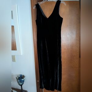 Vintage Mica Black Velvet Dress